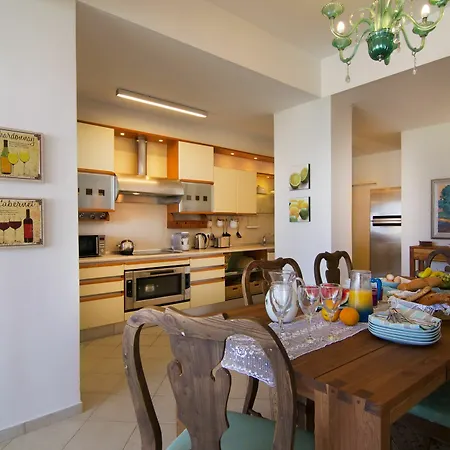 Espera Apartment